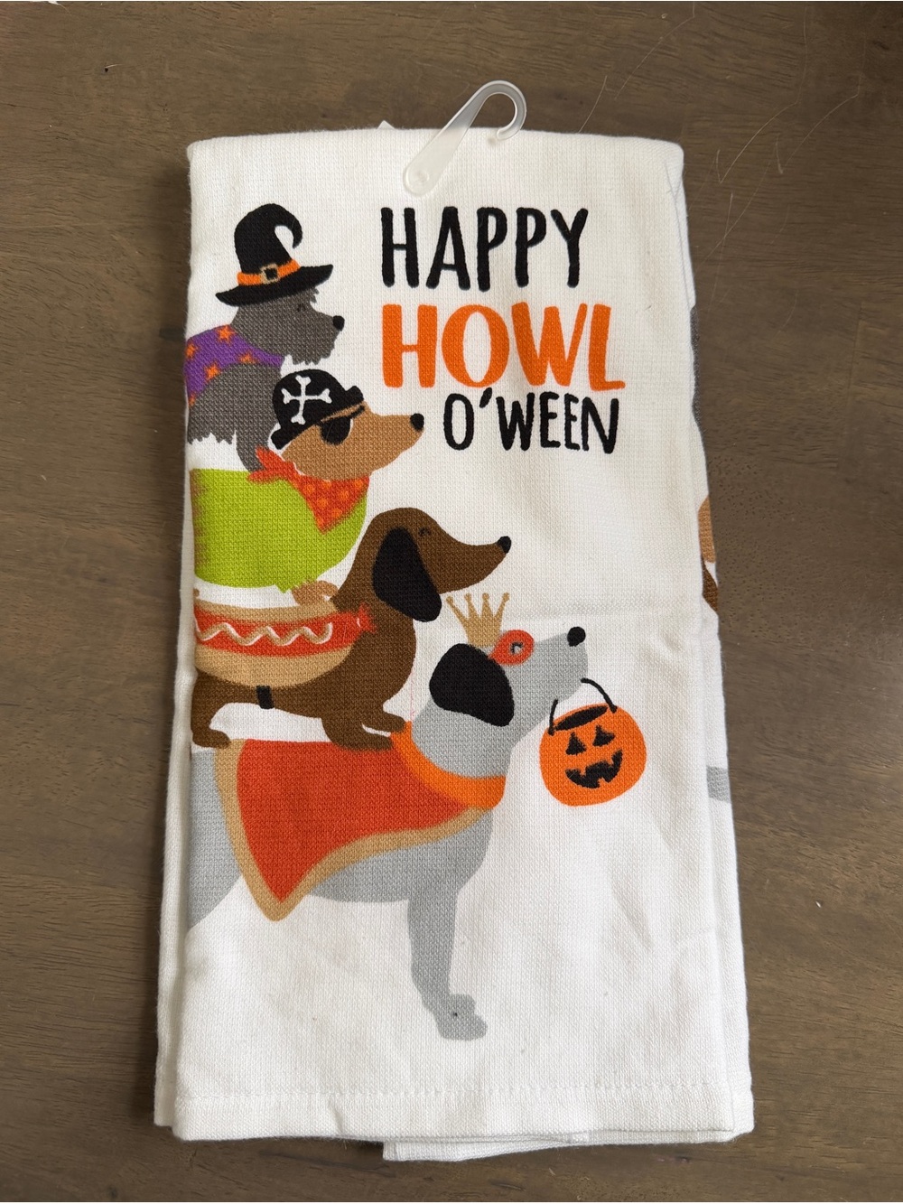 NWT Halloween 'Happy Howl O'Ween' Decorative Kitchen Towel - Minor Flaw